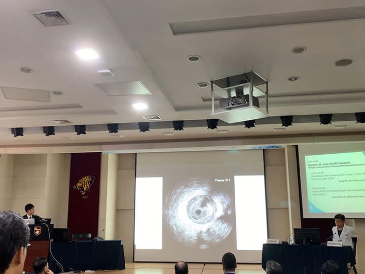 Case presentationをしている筆者